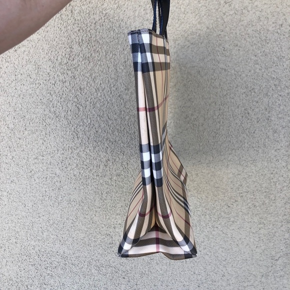 Burberry London nova check tote - Picture 5 of 12